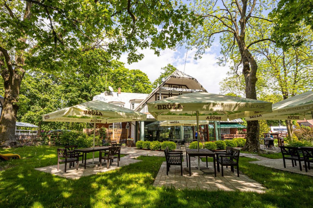 Guest House Nicava แบร์นาติ ภายนอก รูปภาพ